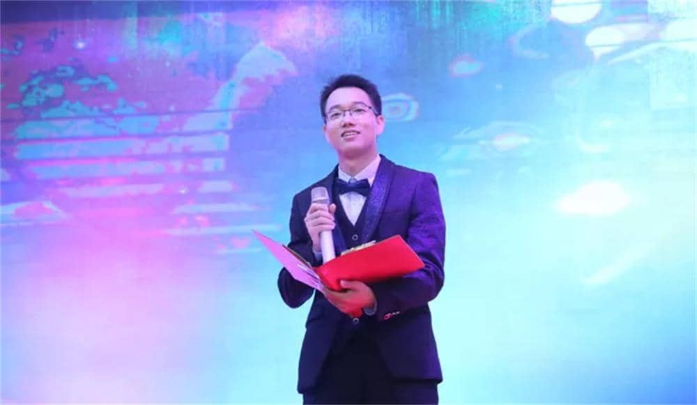 节目表演4 节目表演4